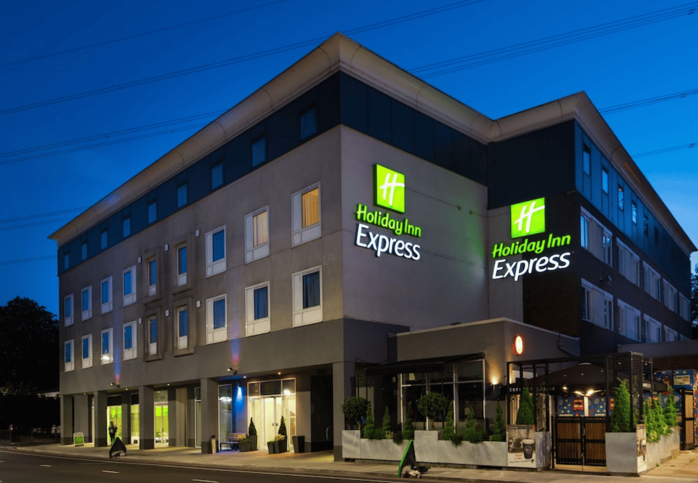 Holiday Inn Express London Wimbledon South, London