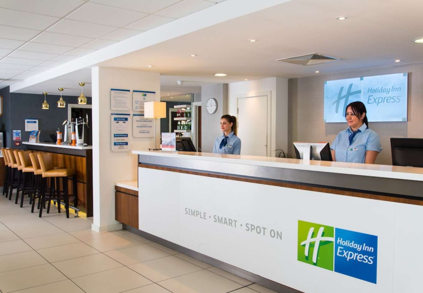Holiday Inn Express London Wimbledon South, London