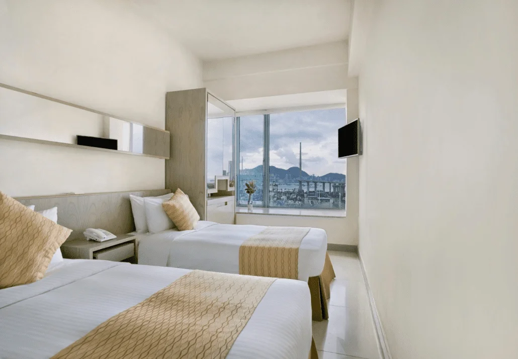 Rambler Oasis Hotel room.