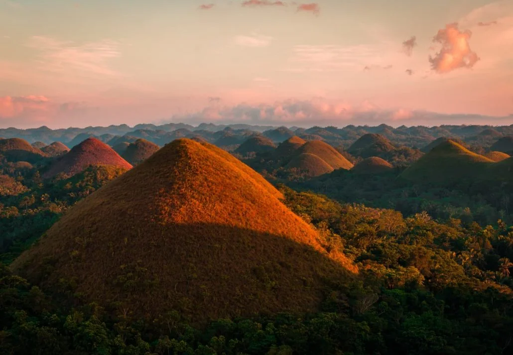 Budget-friendly things to do in the Philippines - Chocolate Hills