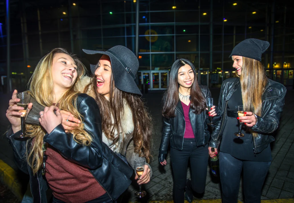 girls partying in RCA Clubs