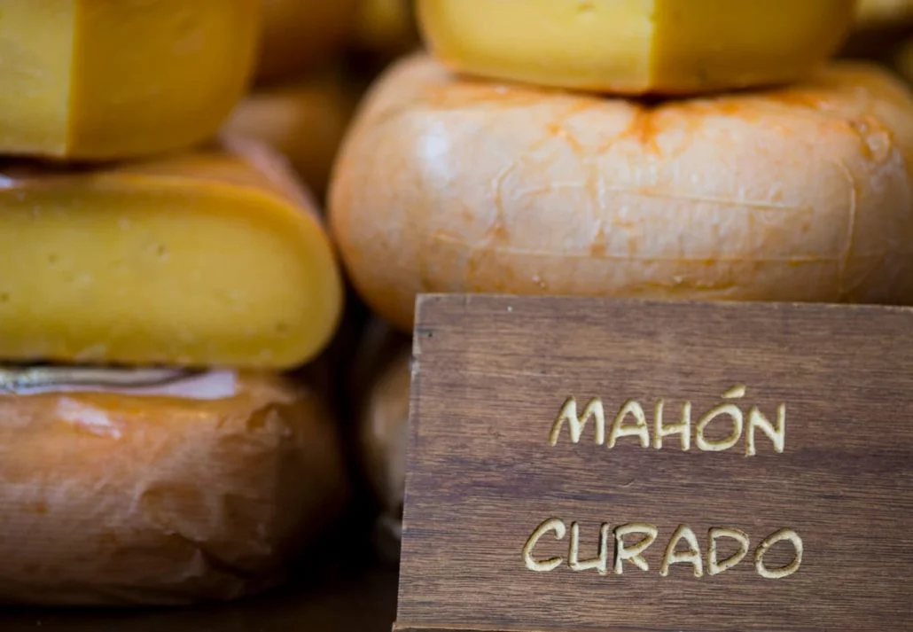 Cured Mahón cheese.