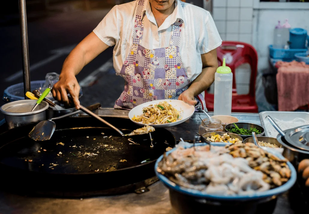 the-best-hidden-bangkok-neighbourhoods-for-digital-nomads-in-2025-street-food