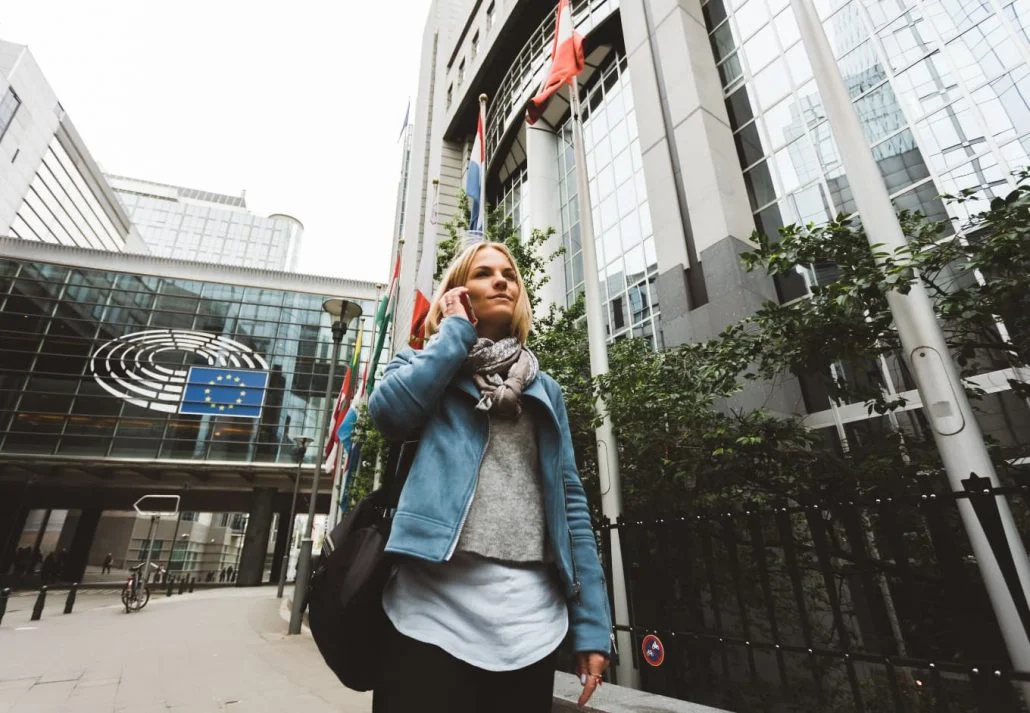 travel like a local