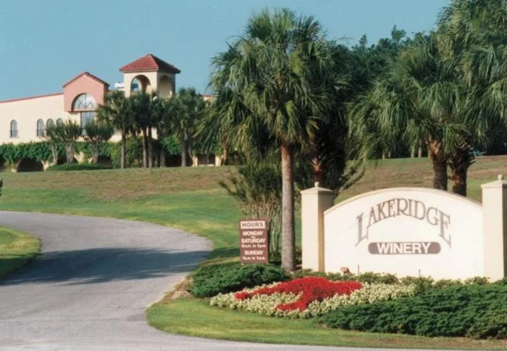 Lakeridge Winery and Vineyards