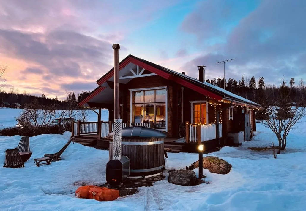 Tips for renting your ski chalet - install a hot tub