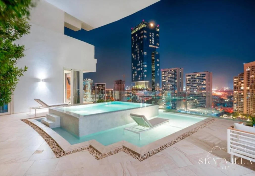 Hotels with private pool in Dubai - FIVE Jumeirah Village