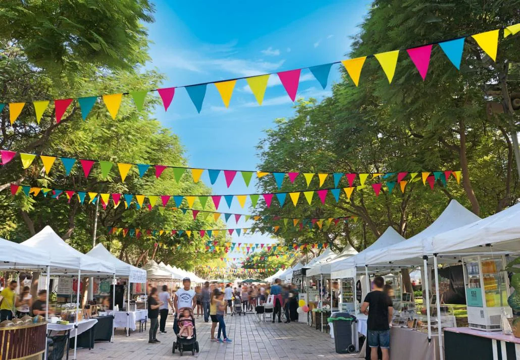 Local markets in Dubai - Dubai Flea Market
