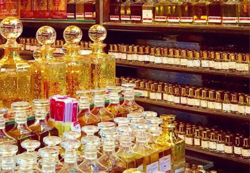 Local markets in Dubai - Perfume Souk