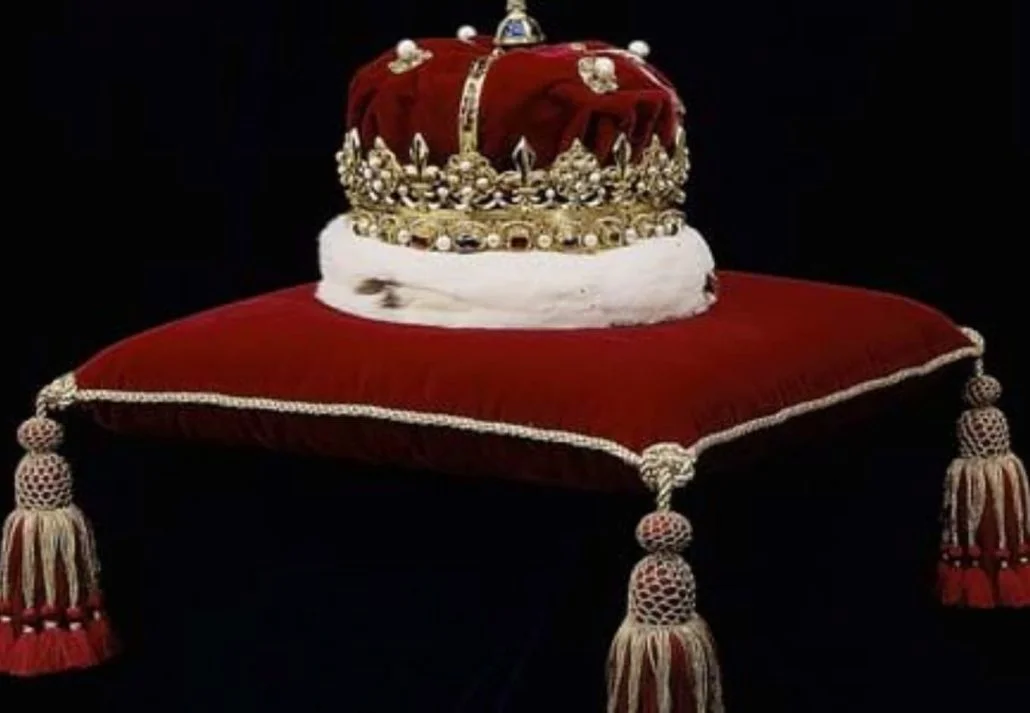 crown jewels edinburgh castle
