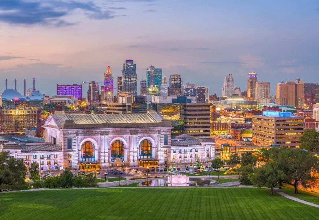 View at Kansas City, Missouri, at dusk.