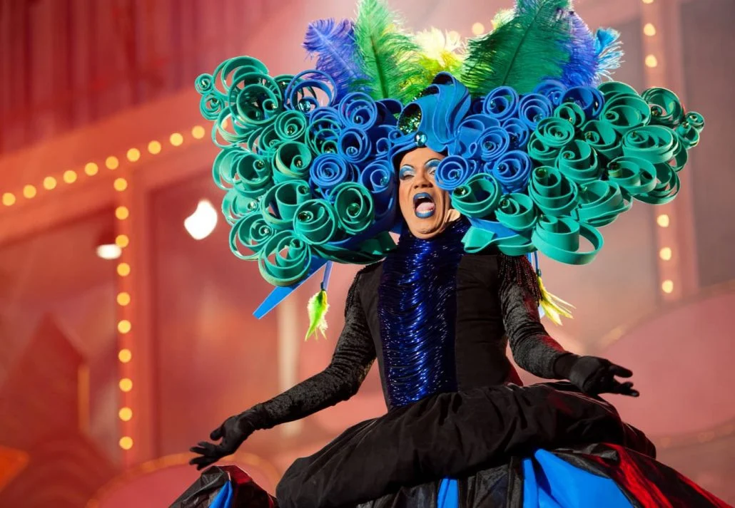 Drag queen performing a show at a club