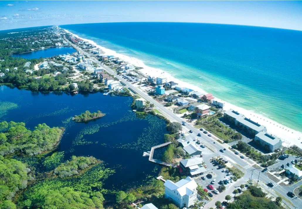 Top view od Santa Rosa Beach, in Florida.